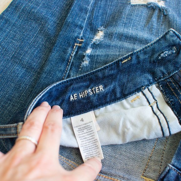 AE Hipster flare stretch dark wash Size 4R - Picture 9 of 17